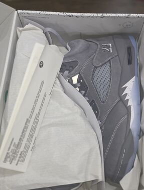 Nike Air Jordan Retro 5 Wolf Grey 2026 w/Receipt!